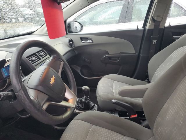 Used 2012 Chevrolet Sonic LS image 10