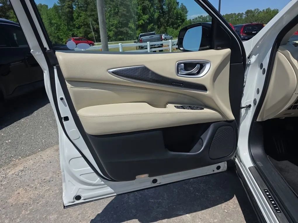 Used 2020 INFINITI QX60 Luxe w/ Essential Package AWD/4WD image 46