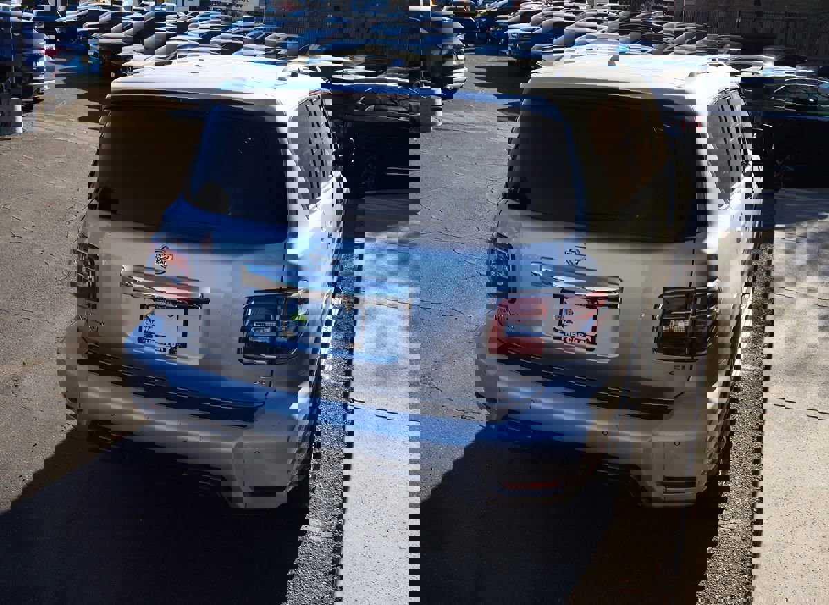 Used 2019 Nissan Armada SL w/ Premium Package image 10