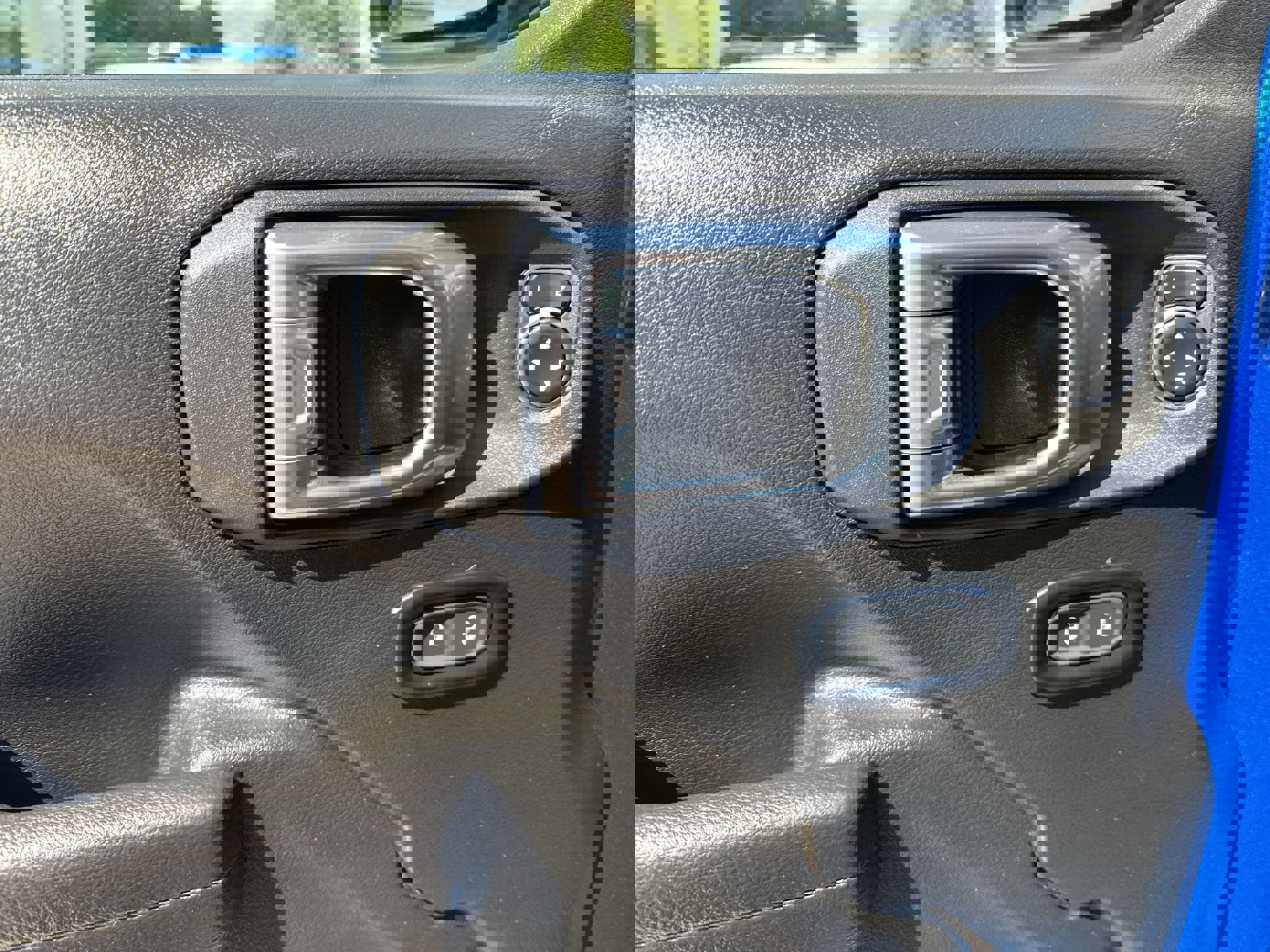 Used 2024 Jeep Wrangler Unlimited w/ Convenience Group image 21