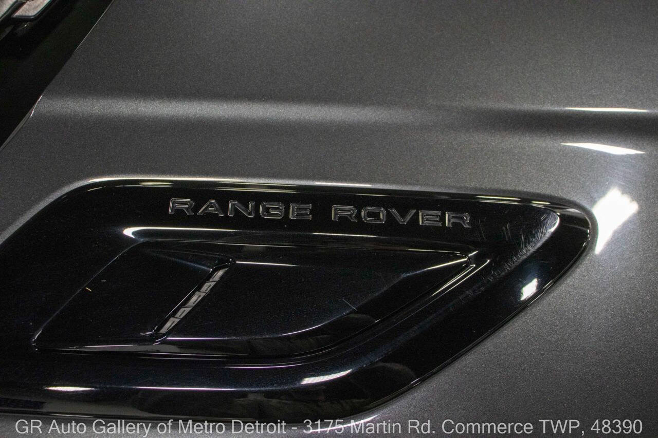 Used 2022 Land Rover Range Rover Sport HST image 28