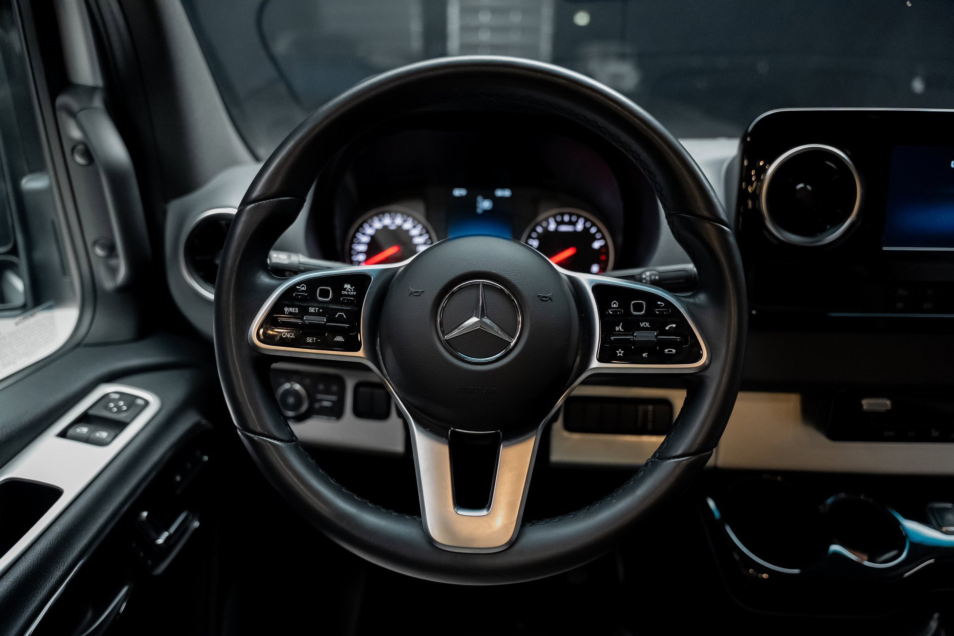 Used 2021 Mercedes-Benz Sprinter 3500 image 44