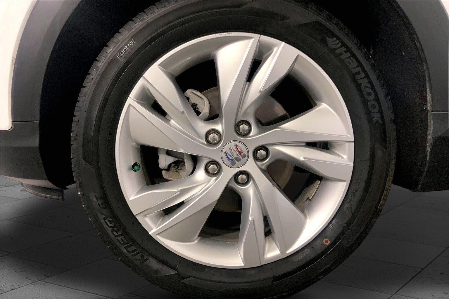 Used 2025 Buick Encore GX Preferred FWD image 9