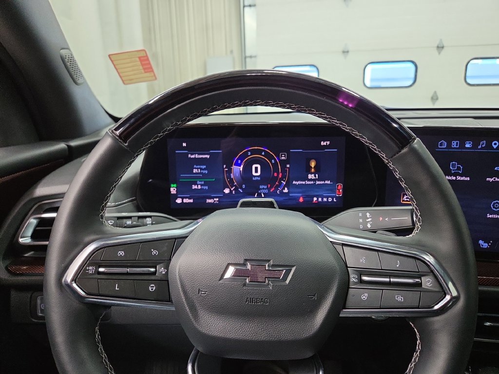 Certified 2025 Chevrolet Traverse Z71 w/ Enhanced Driving Package AWD/4WD image 22