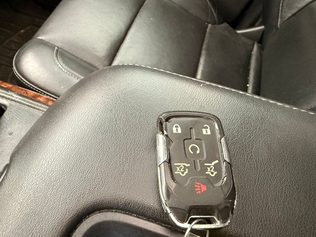 Used 2017 Chevrolet Suburban Premier AWD/4WD image 12