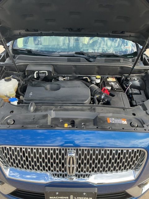 Used 2020 Lincoln Nautilus Reserve image 7