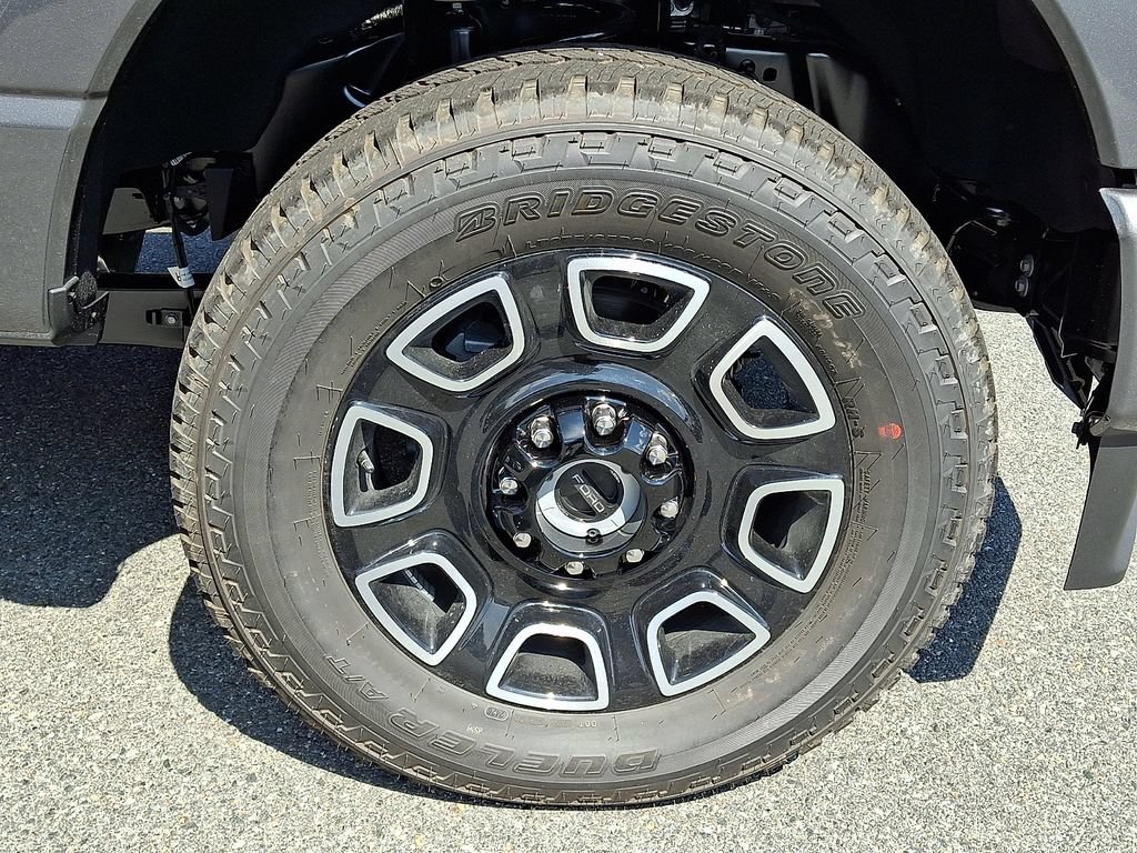 New 2026 Ford F250 Platinum AWD/4WD image 5