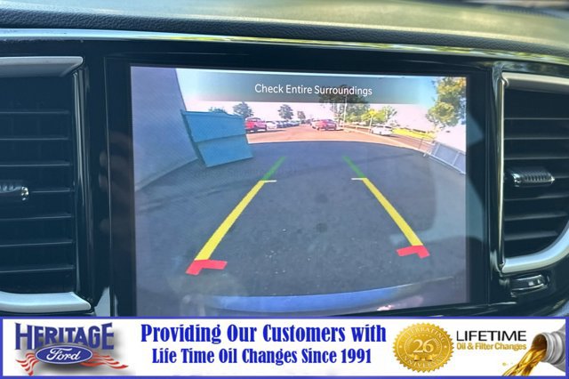 Used 2021 Chrysler Pacifica Touring-L FWD image 20