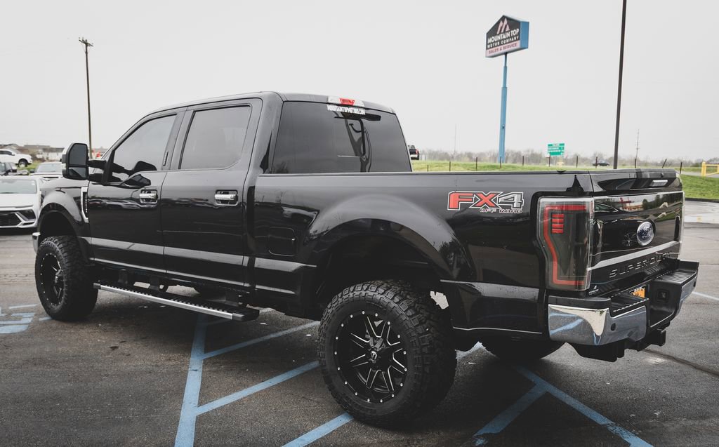 Used 2019 Ford F250 XLT w/ XLT Premium Package image 12