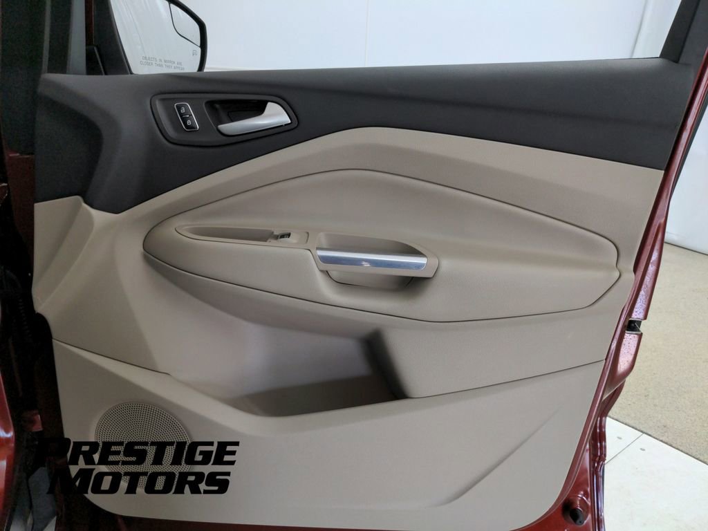 Used 2014 Ford Escape Titanium AWD/4WD image 31