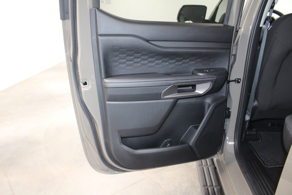 New 2025 Ford Ranger XLT w/ Equipment Group 301A High image 26