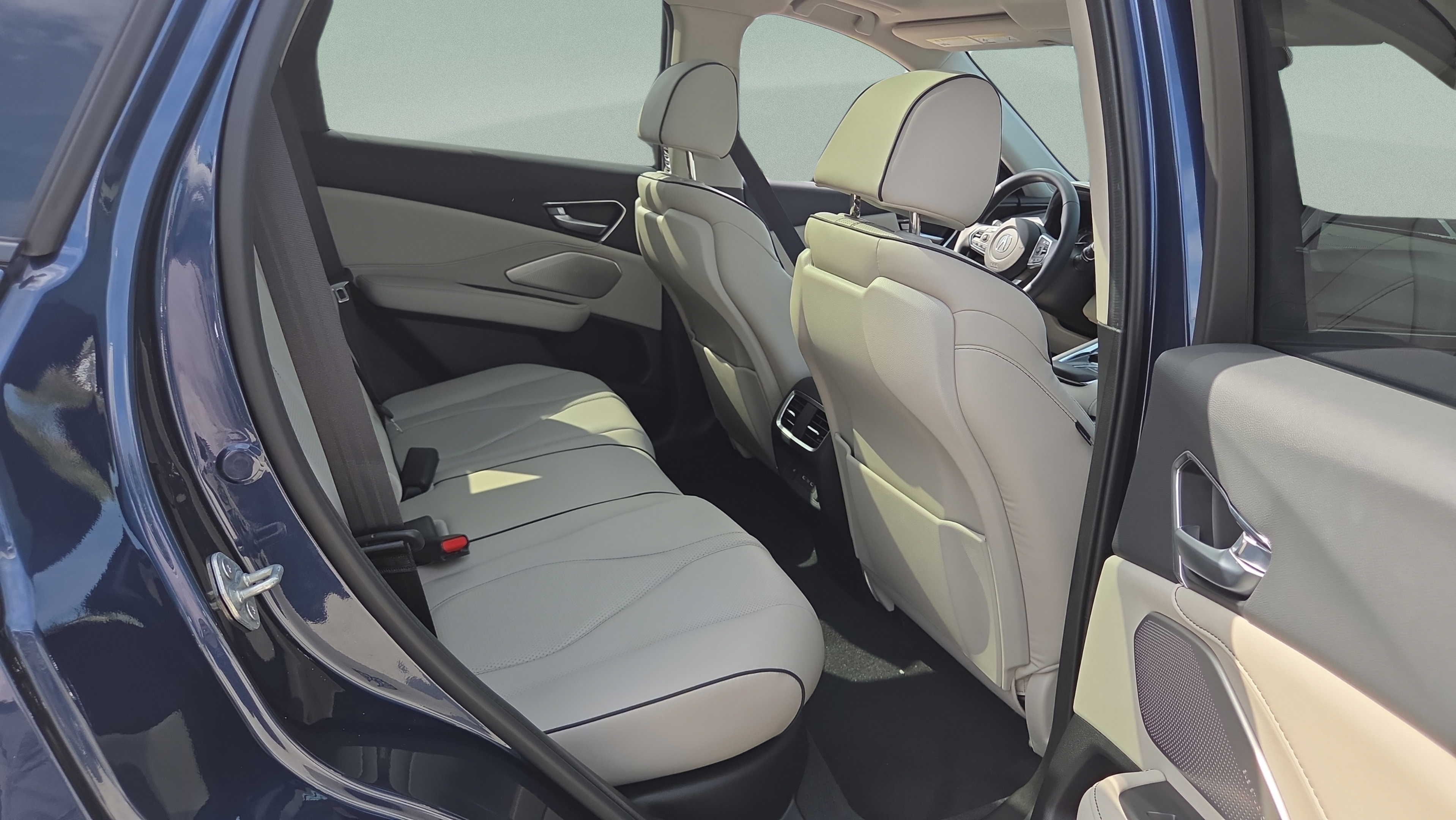 Certified 2026 Acura RDX SH-AWD w/ Advance Package image 15