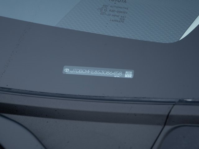 Used 2025 Toyota Corolla XLE image 31