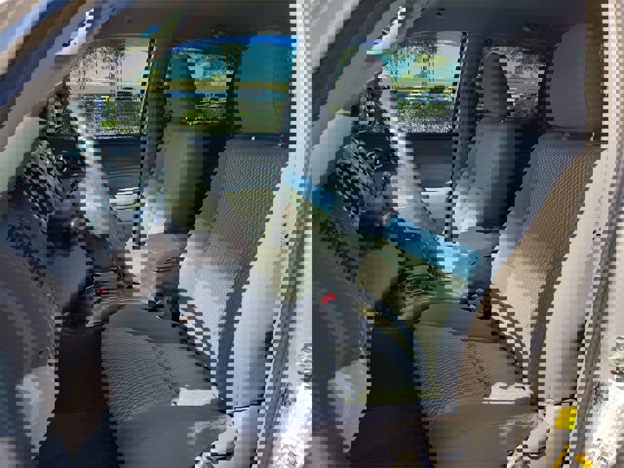 Used 2013 Toyota Tacoma PreRunner w/ SR5 Pkg image 16