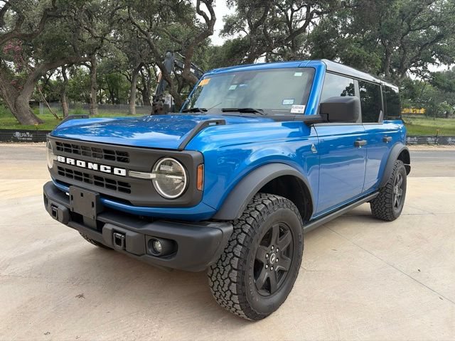 Used 2024 Ford Bronco Black Diamond AWD/4WD image 2