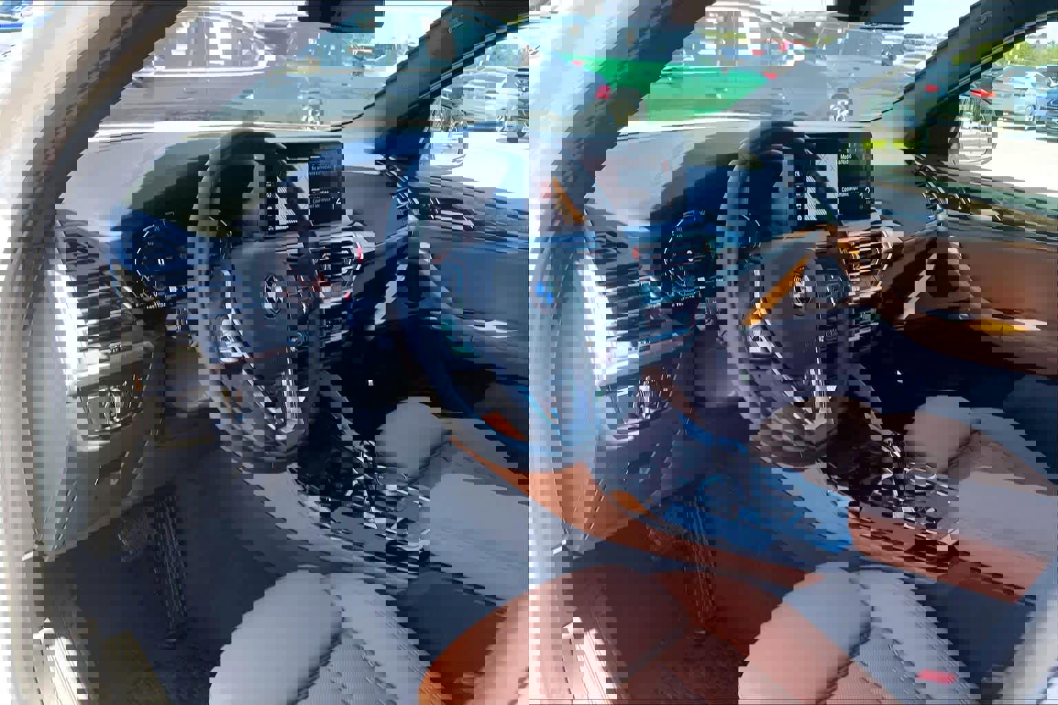 Used 2025 BMW X4 xDrive30i image 17