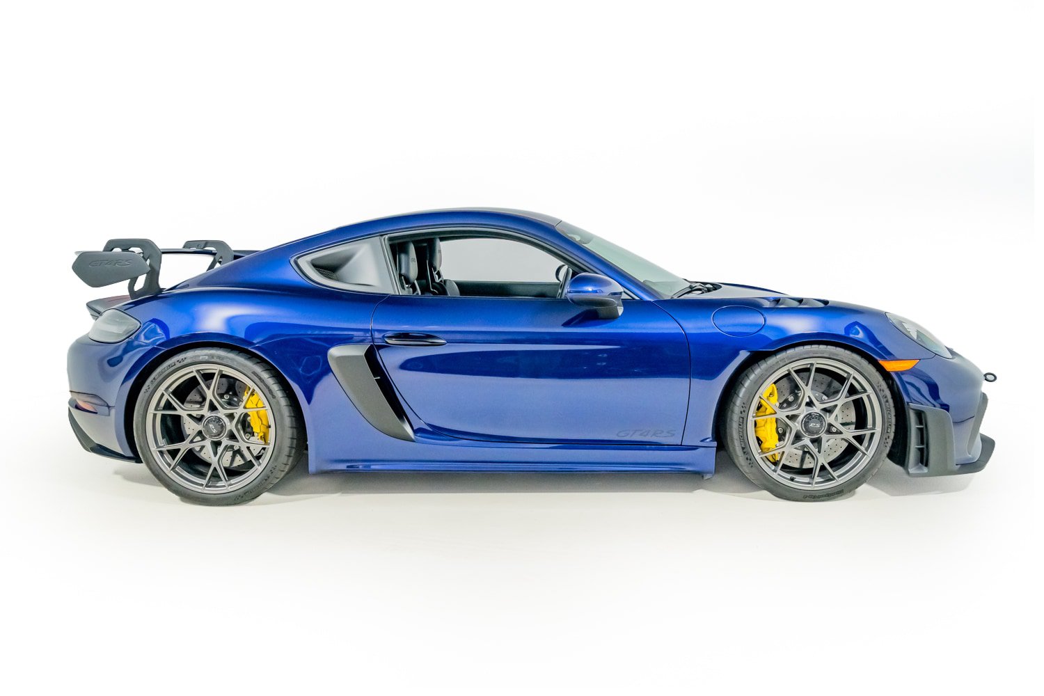 Used 2024 Porsche 718 Cayman GT4 RS RWD image 10
