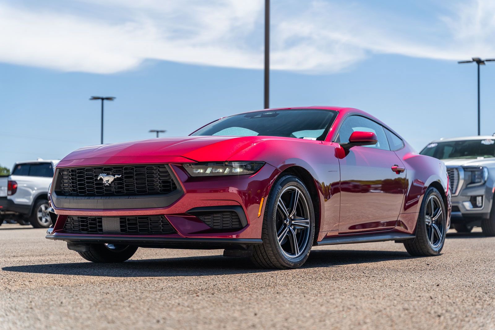 Used 2025 Ford Mustang Coupe image 3