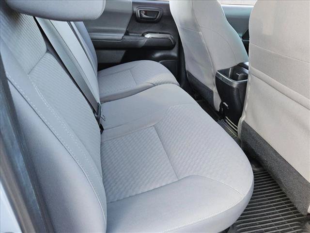 Certified 2020 Toyota Tacoma SR5 AWD/4WD image 17