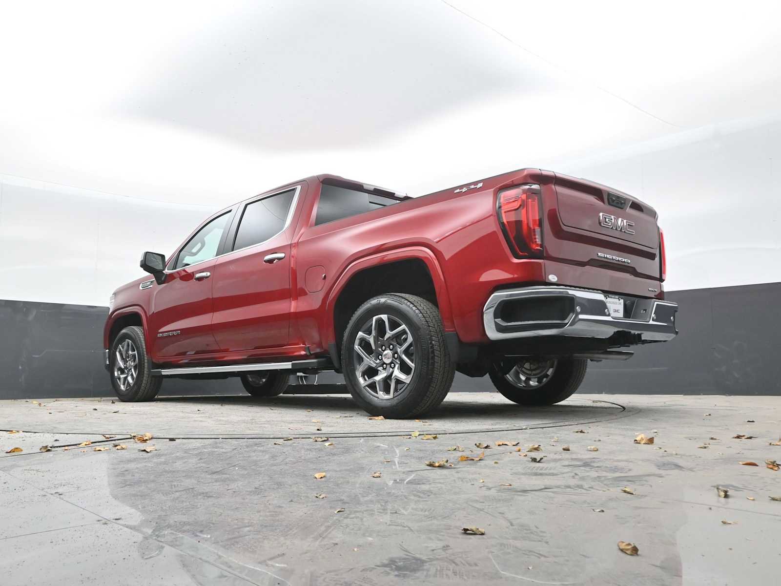 New 2026 GMC Sierra 1500 SLT w/ SLT Premium Plus Package image 41