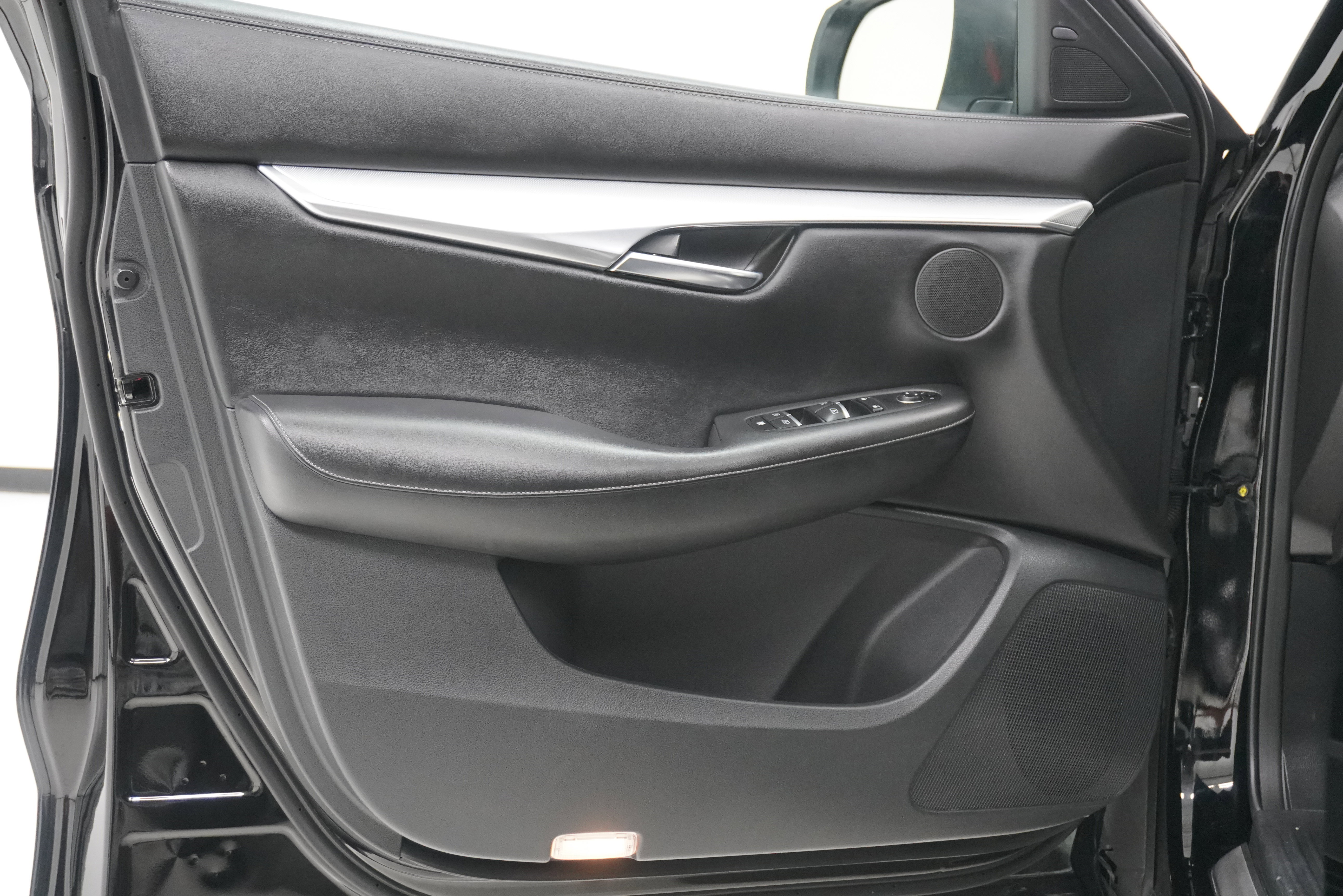 Used 2019 INFINITI QX50 Essential w/ Cargo Package image 13