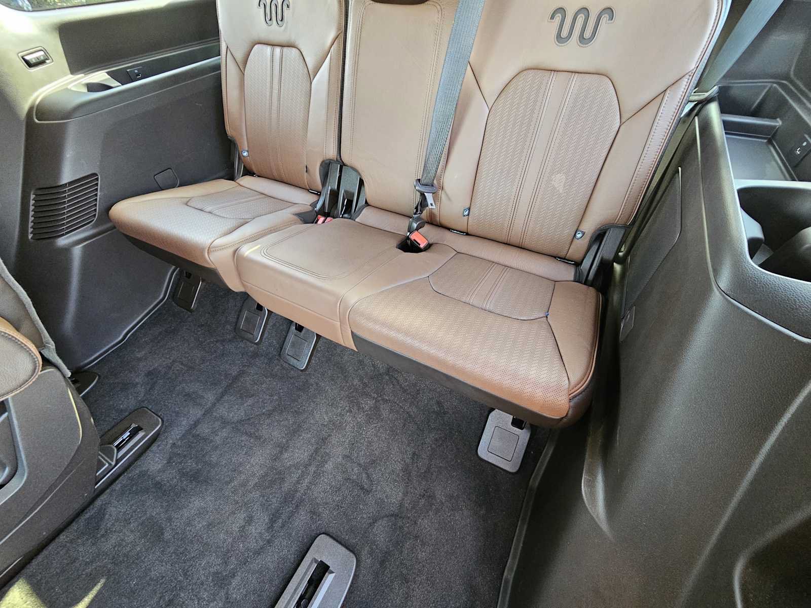 Used 2024 Ford Expedition King Ranch AWD/4WD image 32
