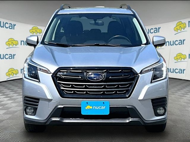 Used 2023 Subaru Forester Premium AWD/4WD image 3