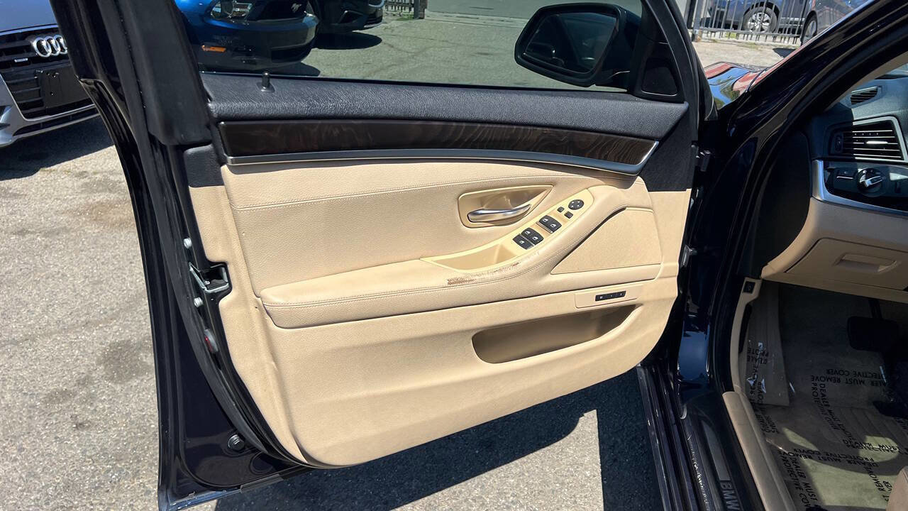 Used 2015 BMW 535i Sedan RWD image 25