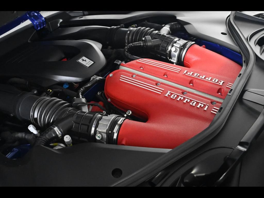Certified 2025 Ferrari 12Cilindri RWD image 5