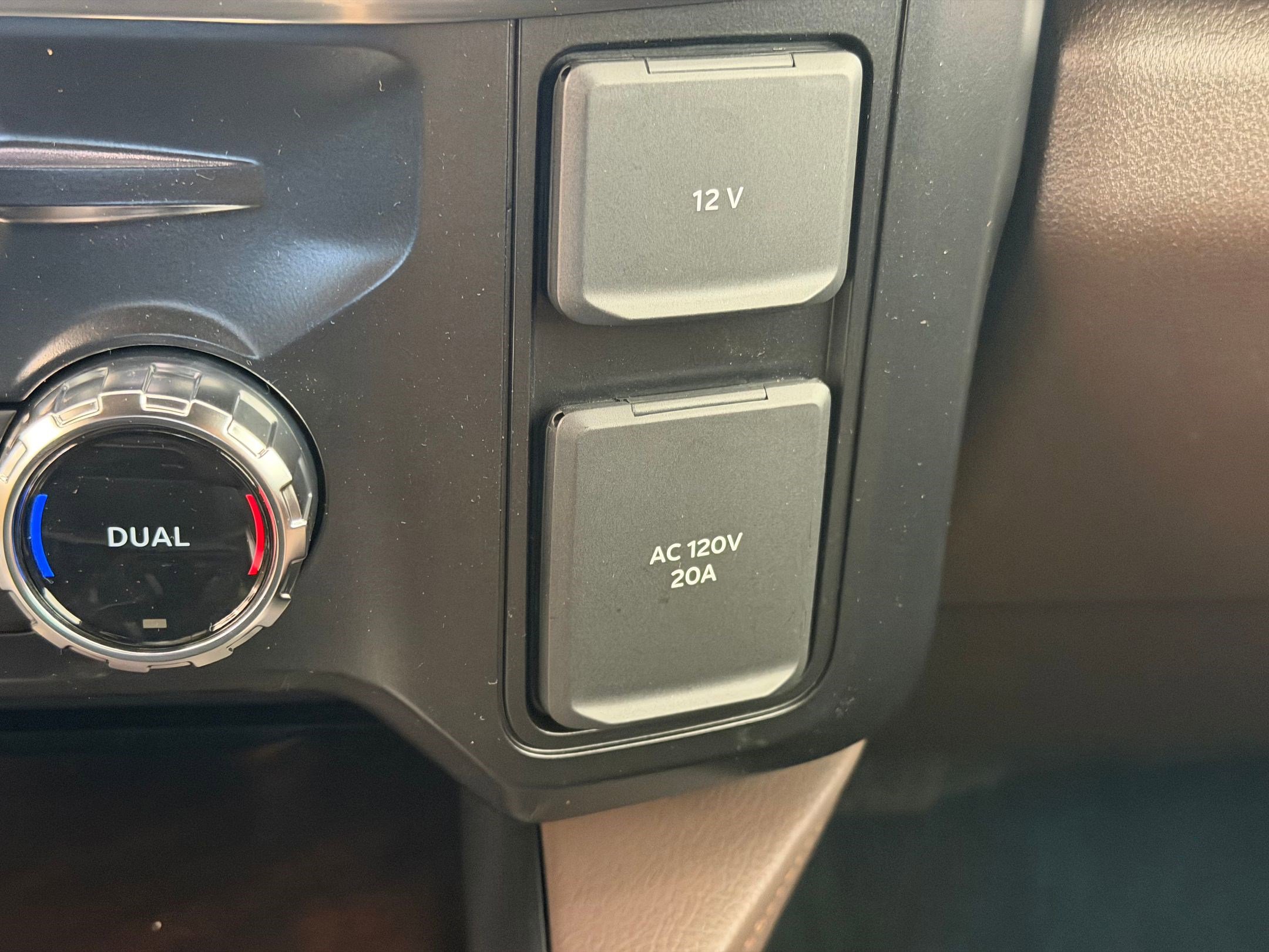 New 2026 Ford F250 King Ranch w/ Chrome Package image 29