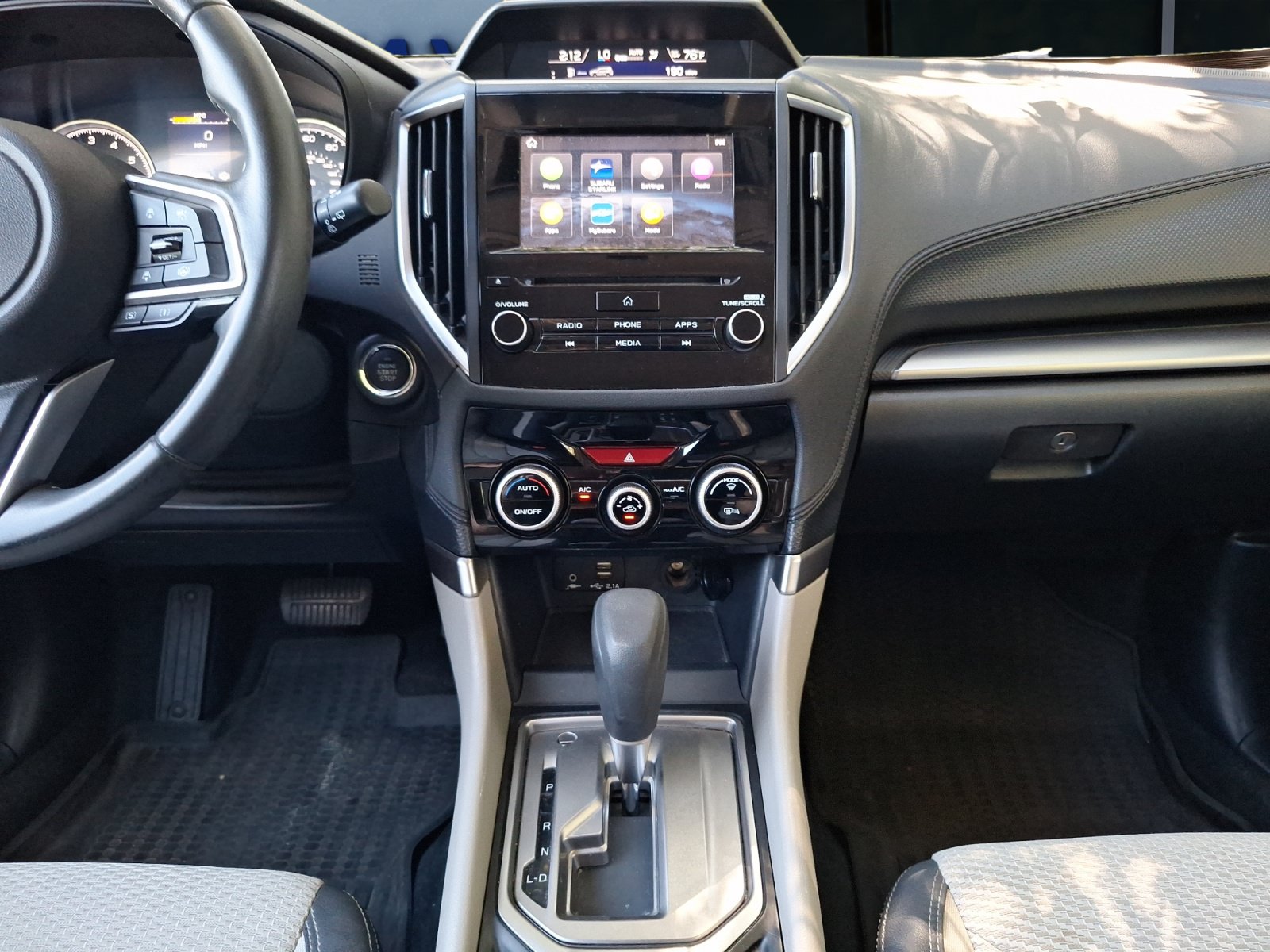 Used 2020 Subaru Forester Premium AWD/4WD image 19