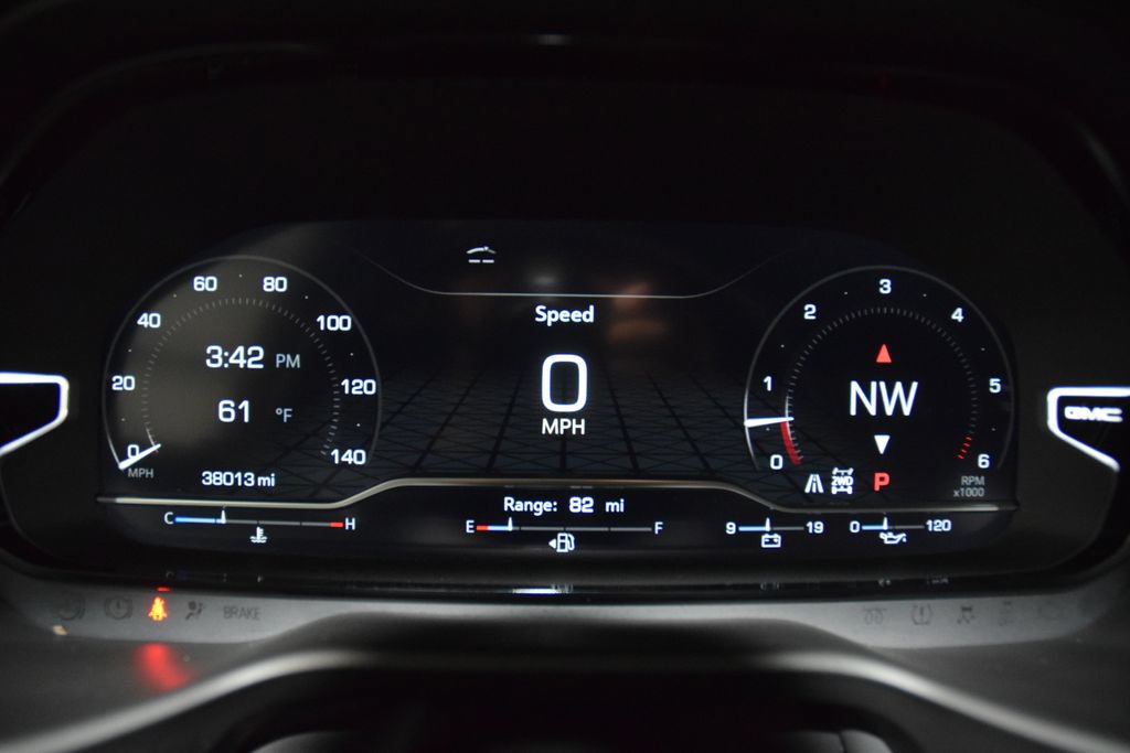 Used 2024 GMC Yukon XL Denali w/ Advanced Technology Package AWD/4WD image 58
