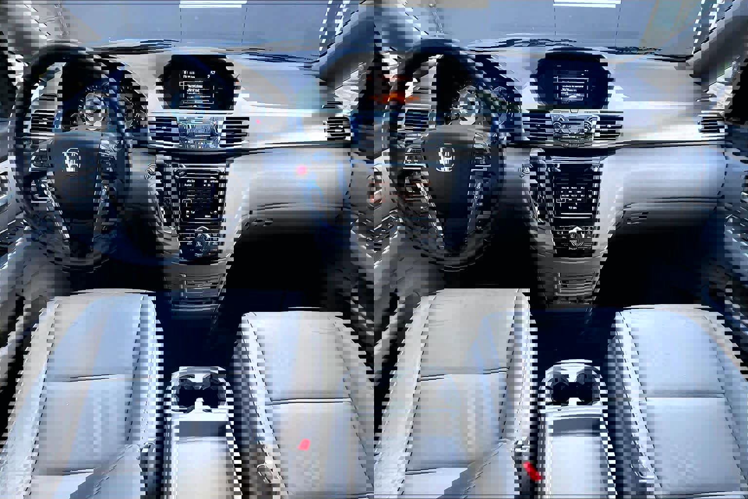 Used 2016 Honda Odyssey Touring image 14