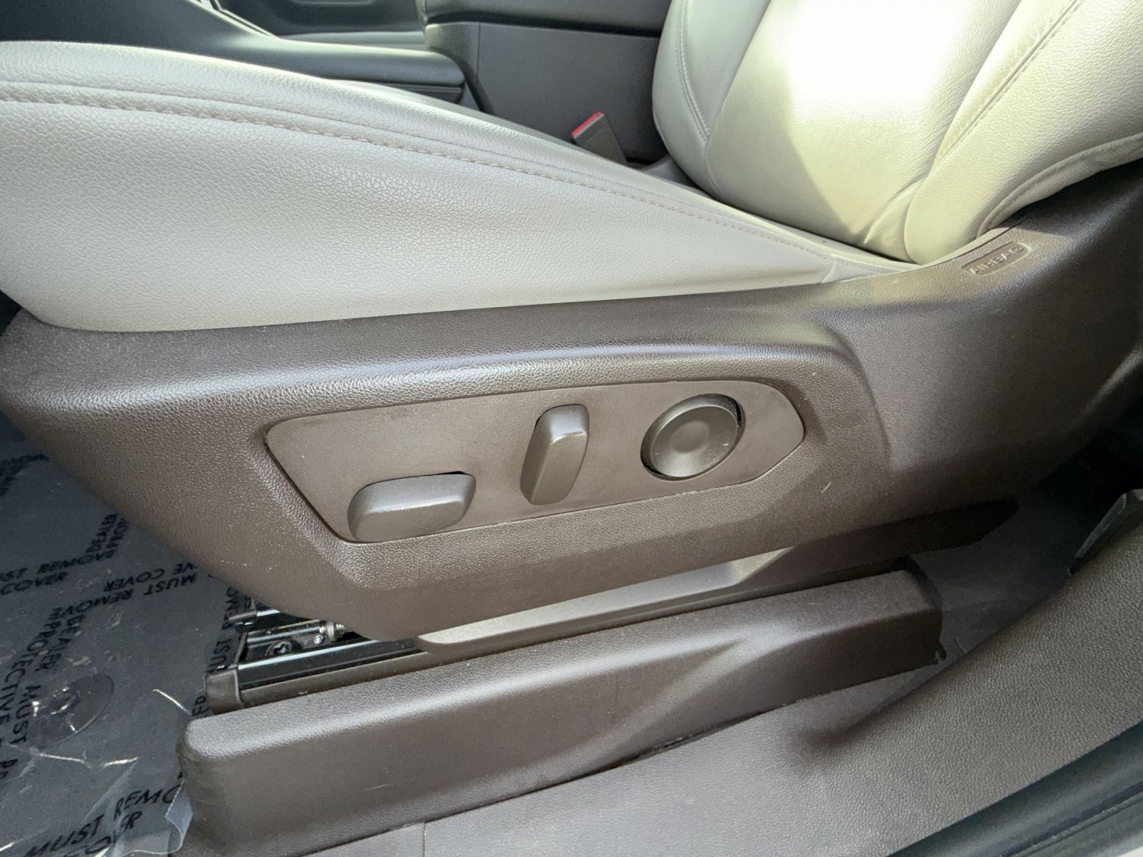 Used 2021 Chevrolet Suburban Z71 w/ Z71 Off-Road Package image 14