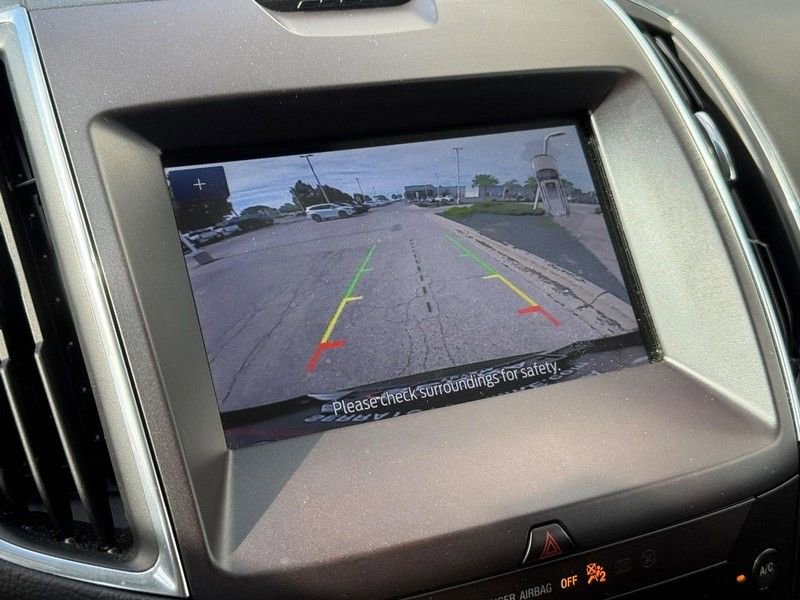 Used 2020 Ford Edge Titanium AWD/4WD image 24