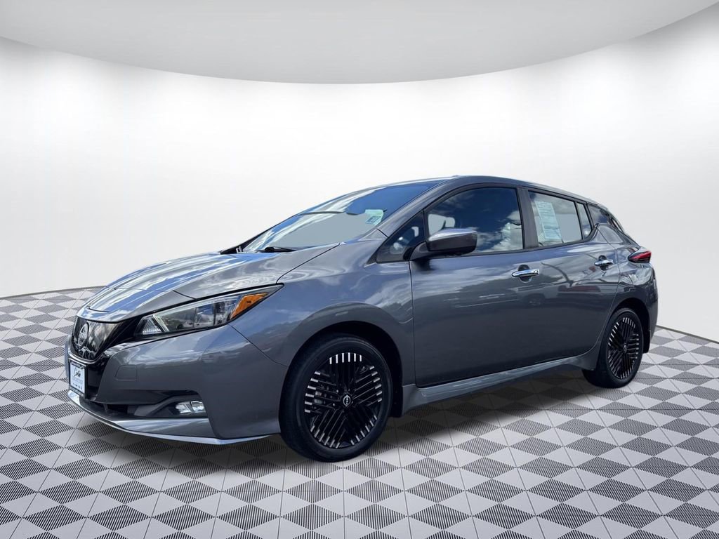Used 2025 Nissan Leaf SV Plus FWD image 3