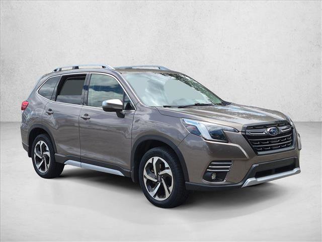 Used 2023 Subaru Forester Touring w/ Popular Package #3 AWD/4WD image 3