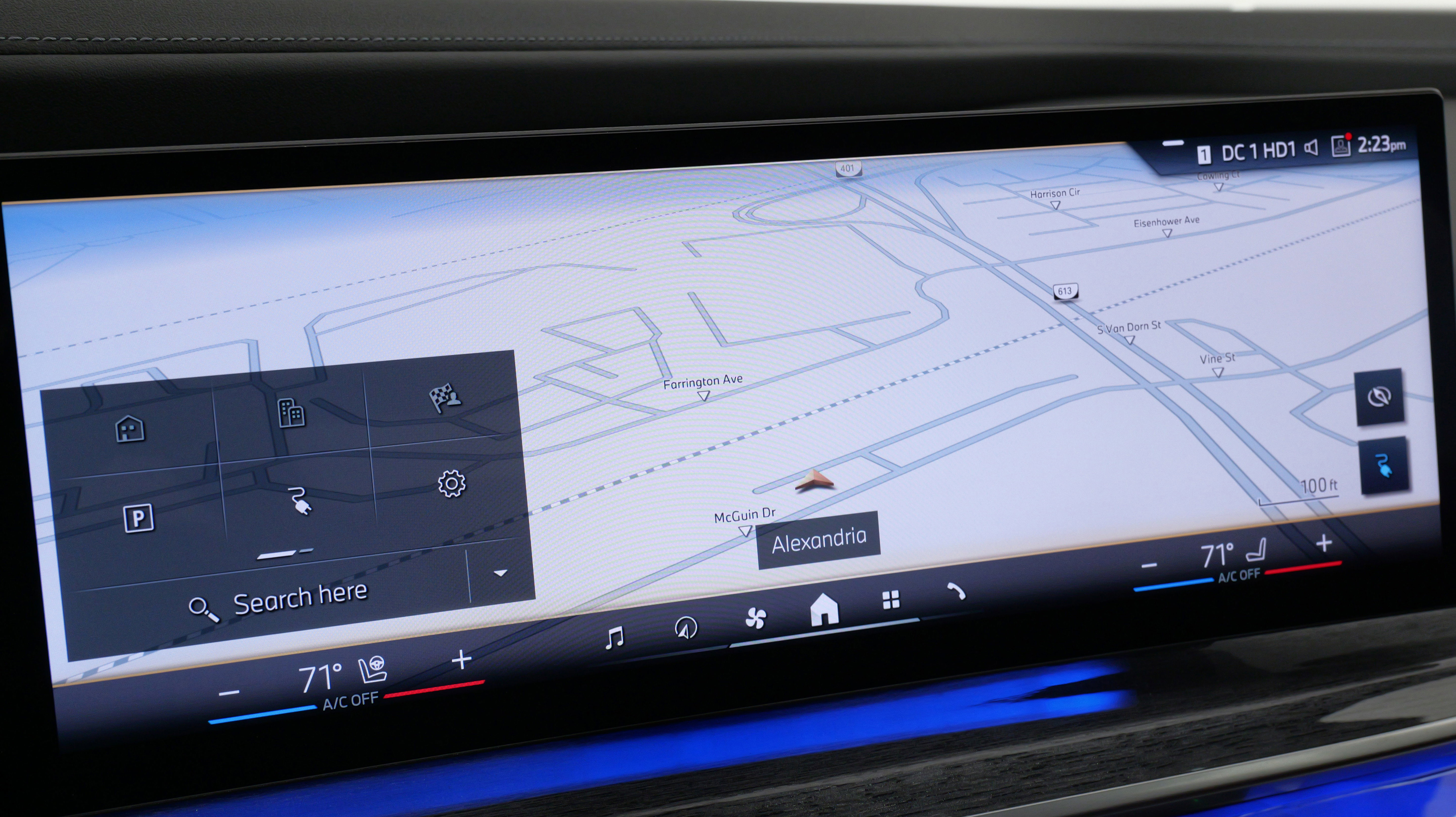 Used 2024 BMW i7 xDrive60 w/ Executive Package image 54