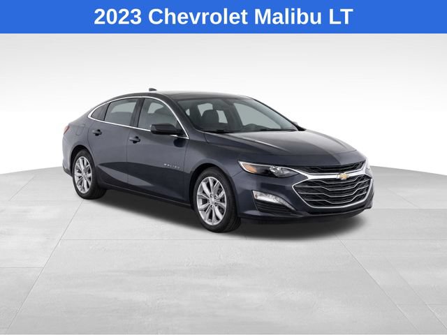 Used 2023 Chevrolet Malibu LT w/ Driver Confidence Package FWD image 2