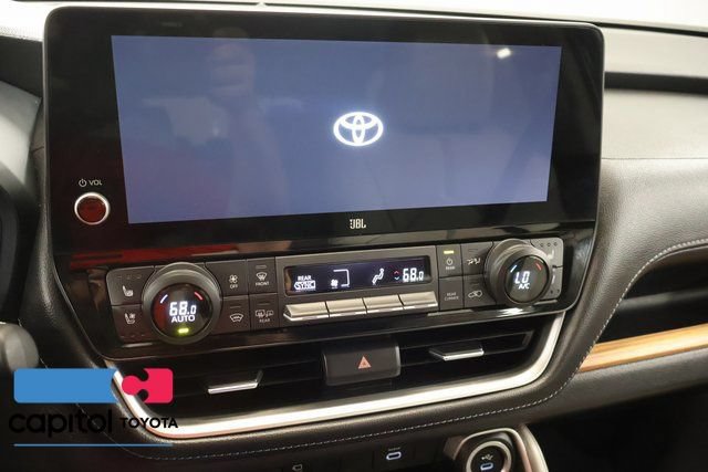 Certified 2024 Toyota Grand Highlander AWD image 22