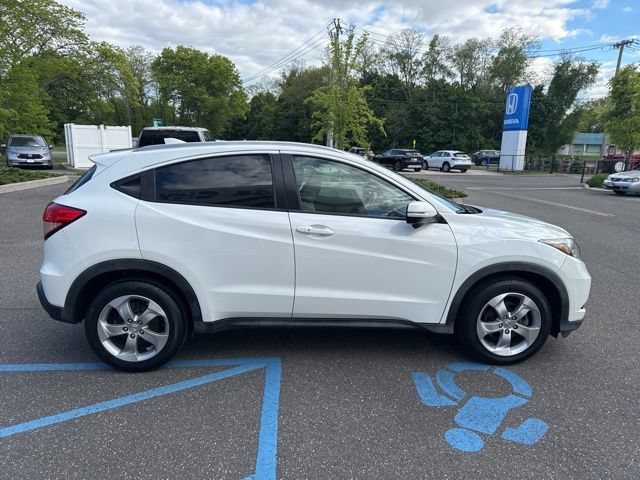 Used 2017 Honda HR-V EX-L image 9