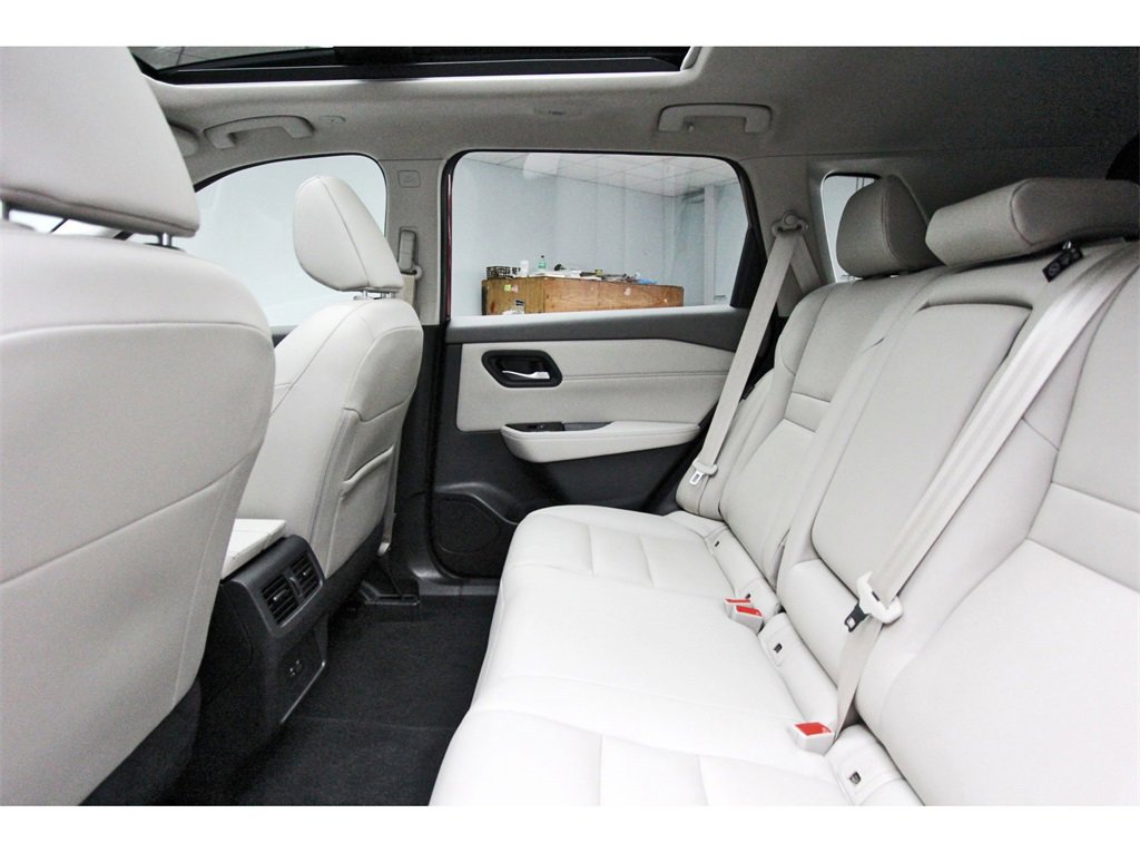 Certified 2023 Nissan Rogue SL image 10