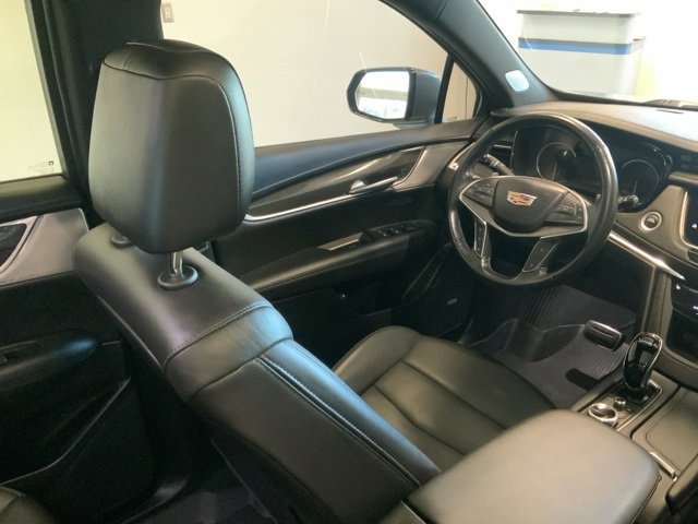 Used 2024 Cadillac XT5 Sportv w/ LPO, Floor Liner Package image 35