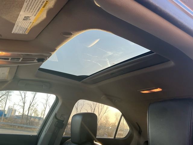 Used 2016 Chevrolet Equinox LTZ w/ Enhanced Convenience Package image 33