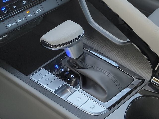 Used 2024 Hyundai Elantra Blue FWD image 28