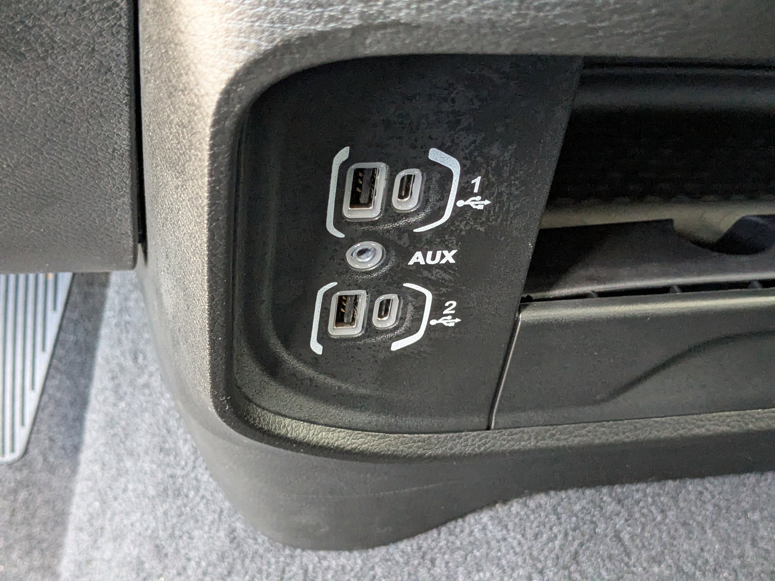 Used 2025 RAM 2500 Tradesman image 28