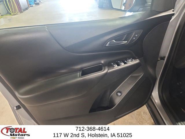 Used 2024 Chevrolet Equinox LT AWD/4WD image 11