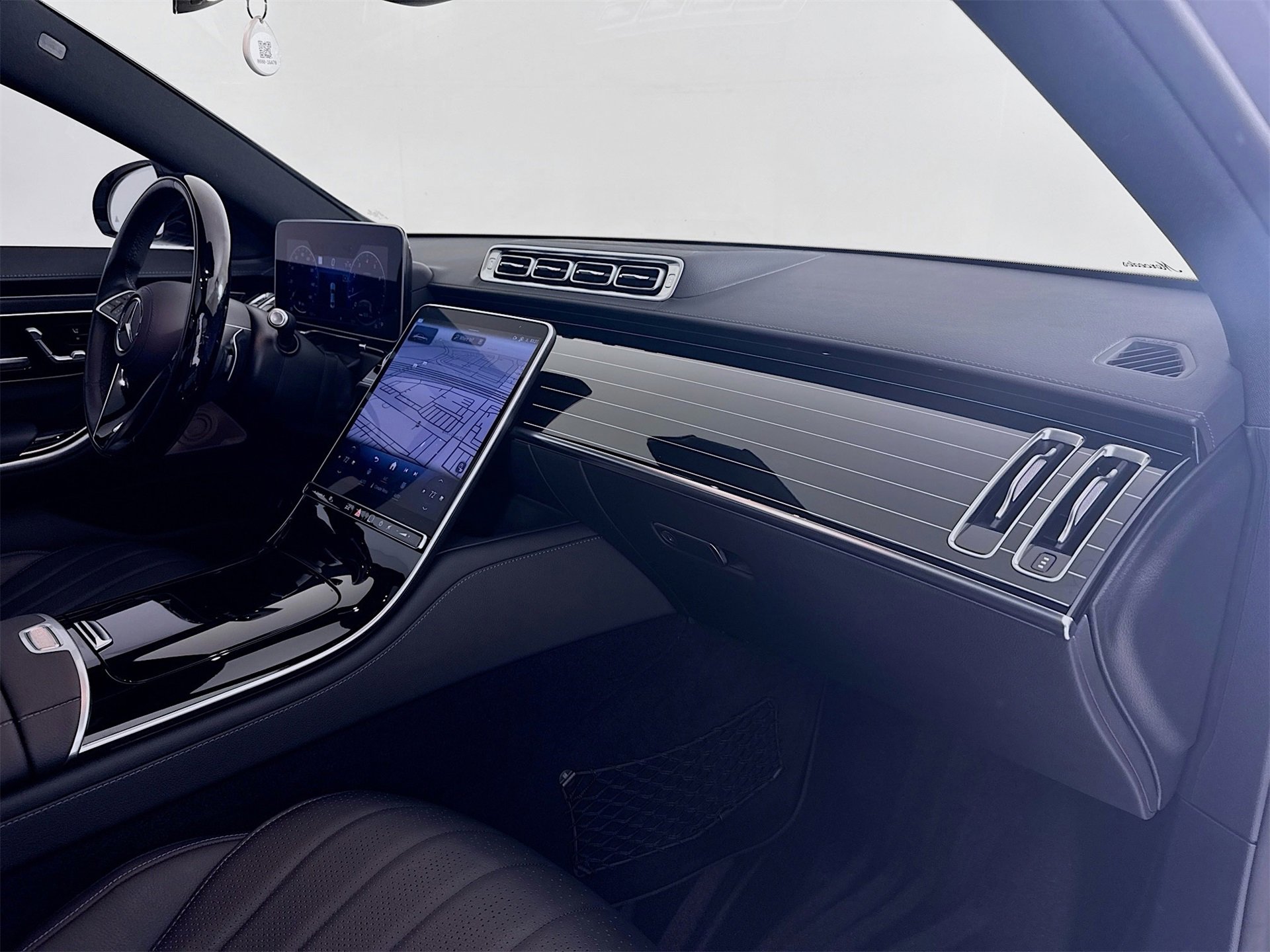 Certified 2022 Mercedes-Benz S 500 4MATIC image 32