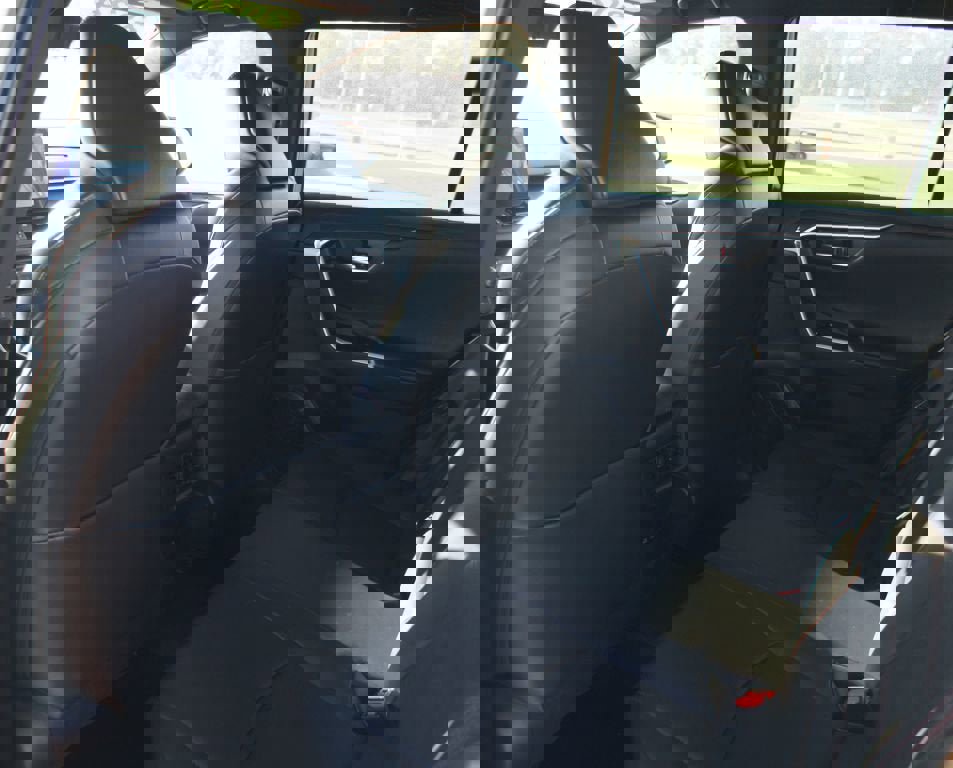 Used 2024 Toyota RAV4 XSE image 15