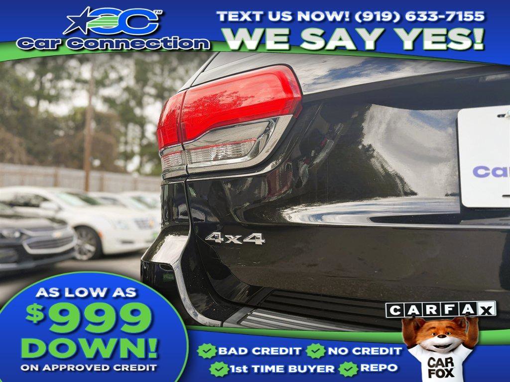 Used 2019 Jeep Grand Cherokee Laredo w/ 18" Wheel & 8.4" Radio Group image 5